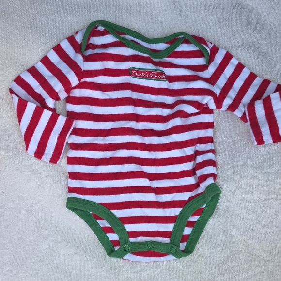 Carter's Striped Red and White Santas Favorite One Piece Onsie 6 Months - Picture 1 of 4